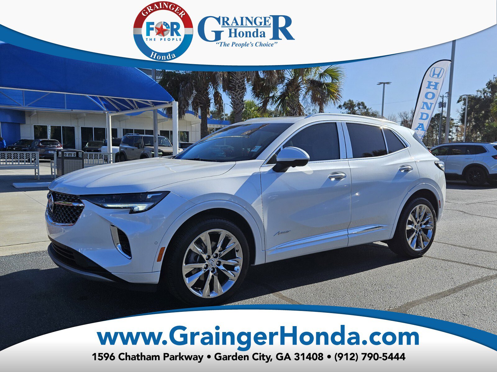 Used 2023 Buick Envision Avenir image 1