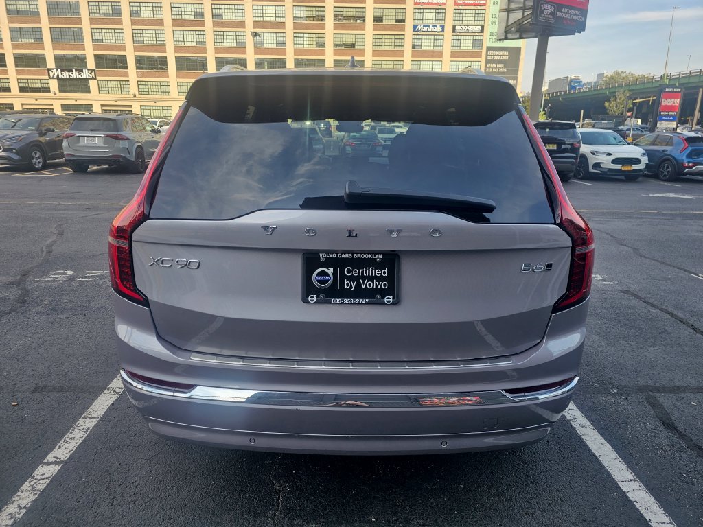 Certified 2026 Volvo XC90 B6 Plus w/ Protection Package Premier AWD/4WD image 8