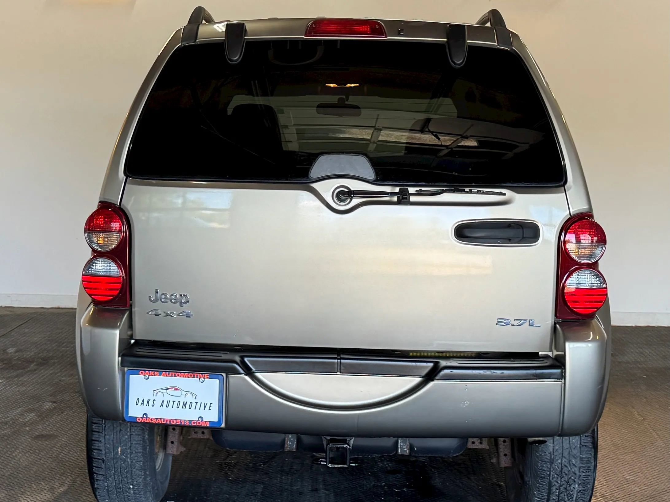 Used 2007 Jeep Liberty Sport AWD/4WD image 6