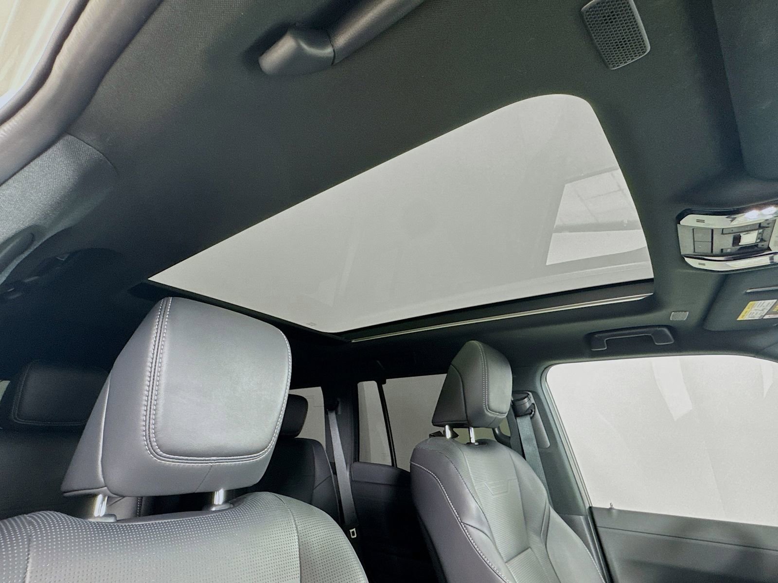 Used 2025 Lexus GX 550 w/ Accessory Package (2T) image 20