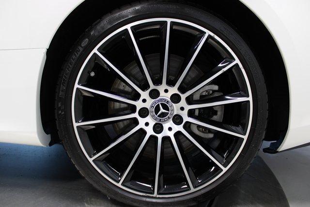 Used 2023 Mercedes-Benz E 450 Cabriolet image 33