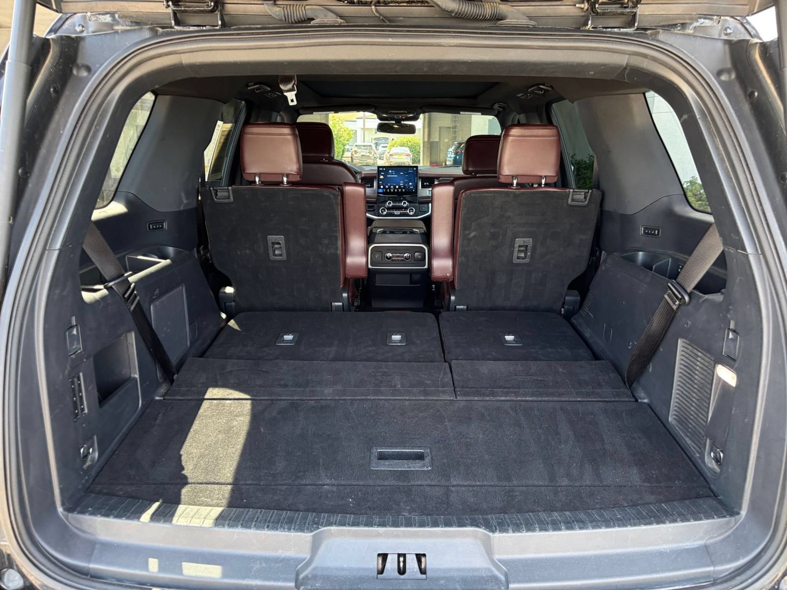 Used 2024 Ford Expedition Limited AWD/4WD image 35
