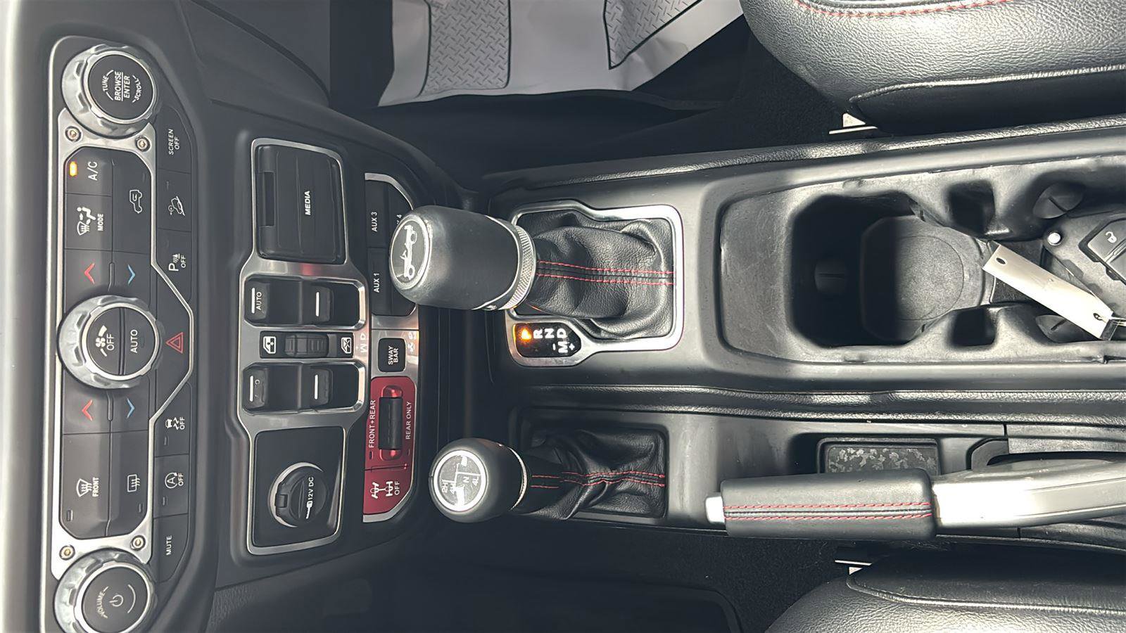 Used 2019 Jeep Wrangler Unlimited Rubicon image 34