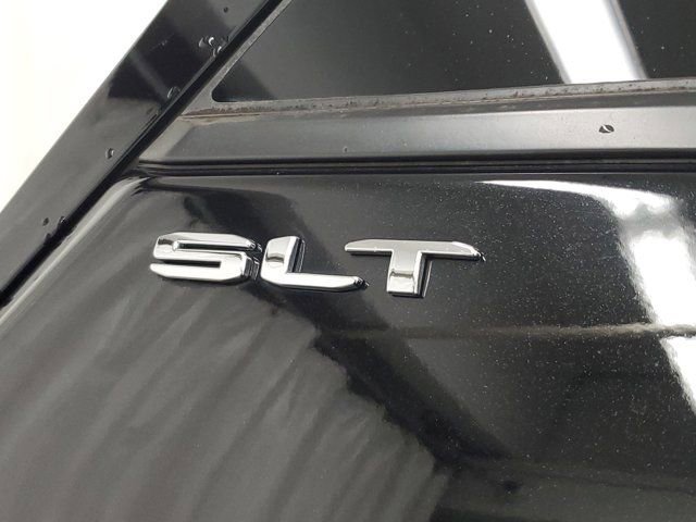 Used 2023 GMC Terrain SLT FWD image 8