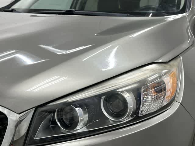 Used 2017 Kia Sorento LX w/ LX Convenience Package FWD image 31