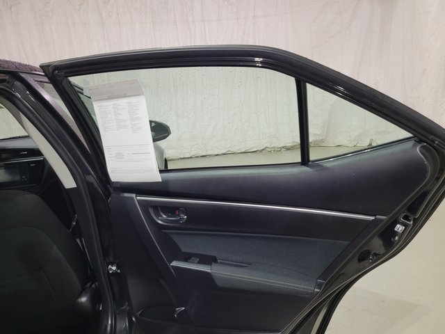 Used 2017 Toyota Corolla LE image 47
