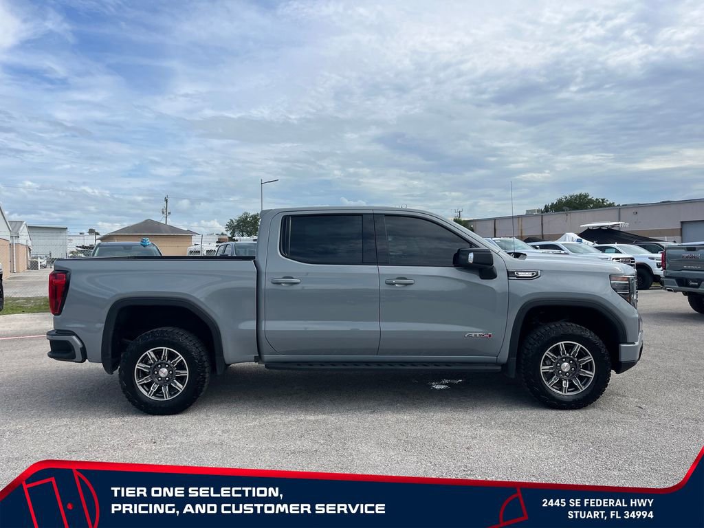 Used 2024 GMC Sierra 1500 AT4 w/ Technology Package AWD/4WD image 8