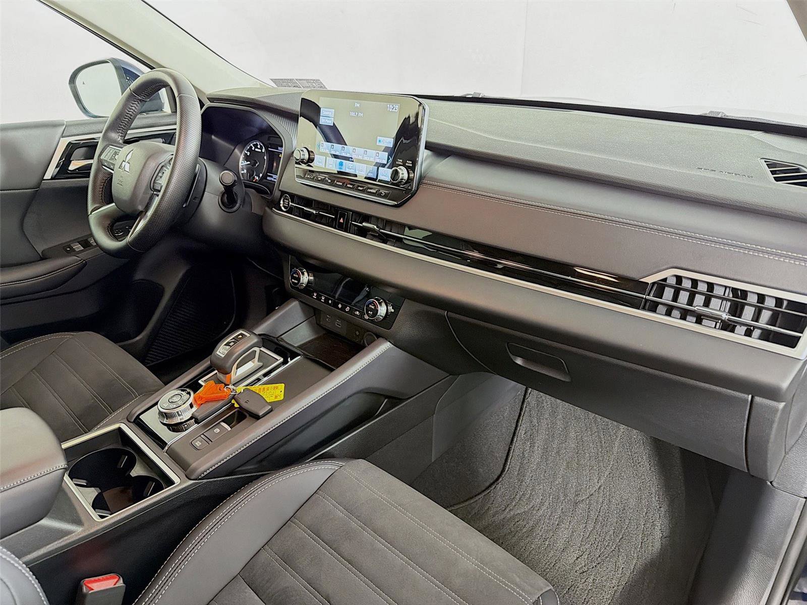 Used 2024 Mitsubishi Outlander SE AWD/4WD image 31