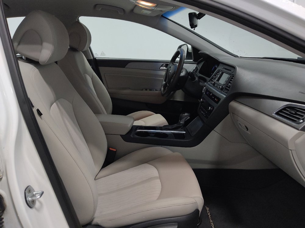 Used 2016 Hyundai Sonata SE image 21