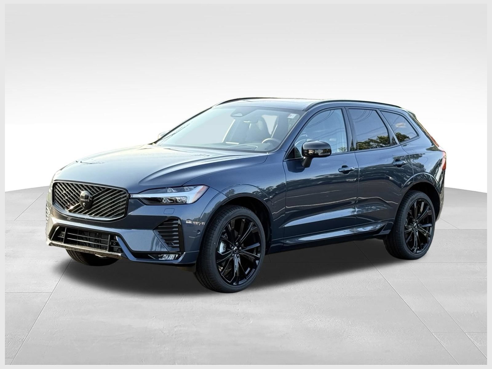New 2026 Volvo XC60 B5 Ultra w/ Protection Package Premier