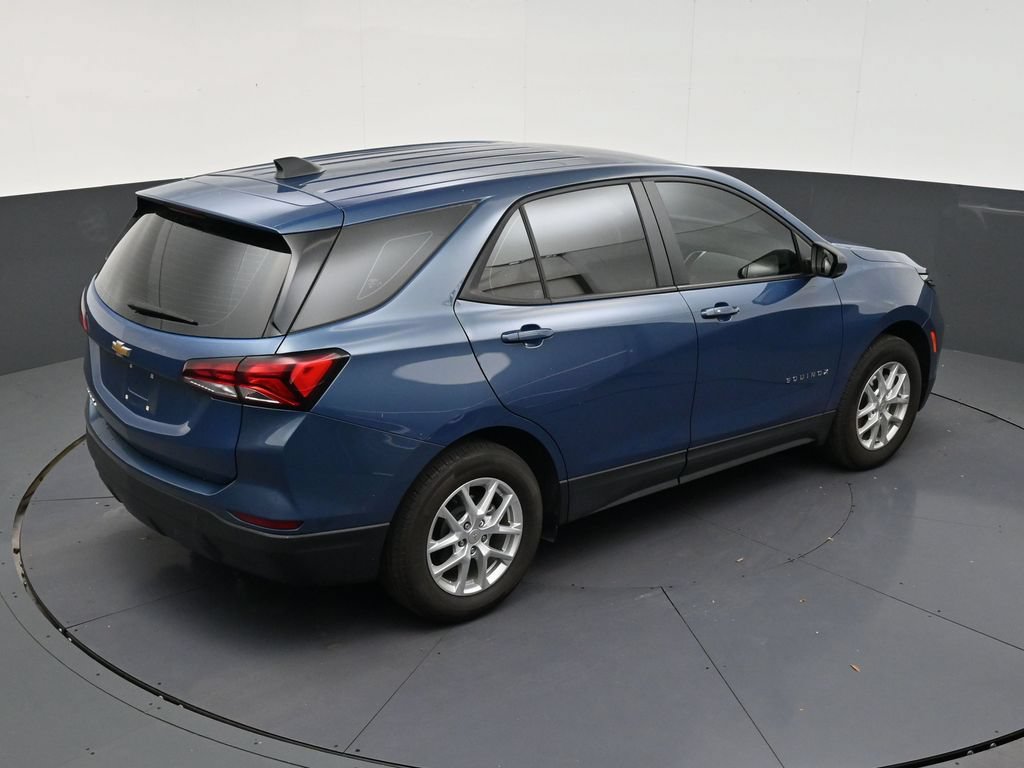 Used 2024 Chevrolet Equinox LS FWD image 16
