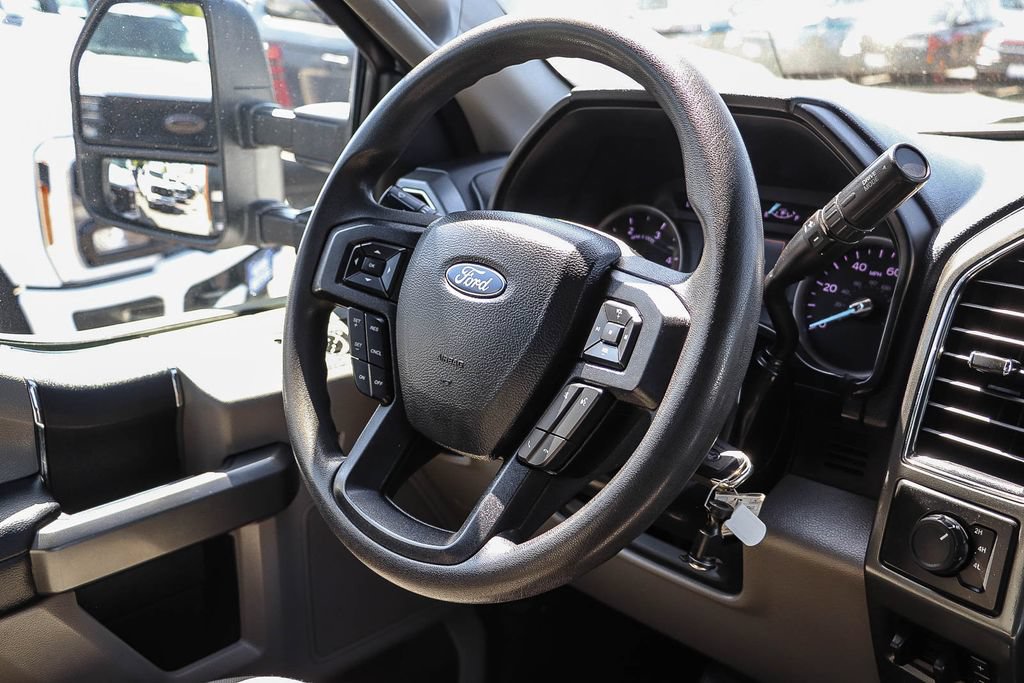 Used 2020 Ford F550 4x4 Regular Cab Super Duty image 19
