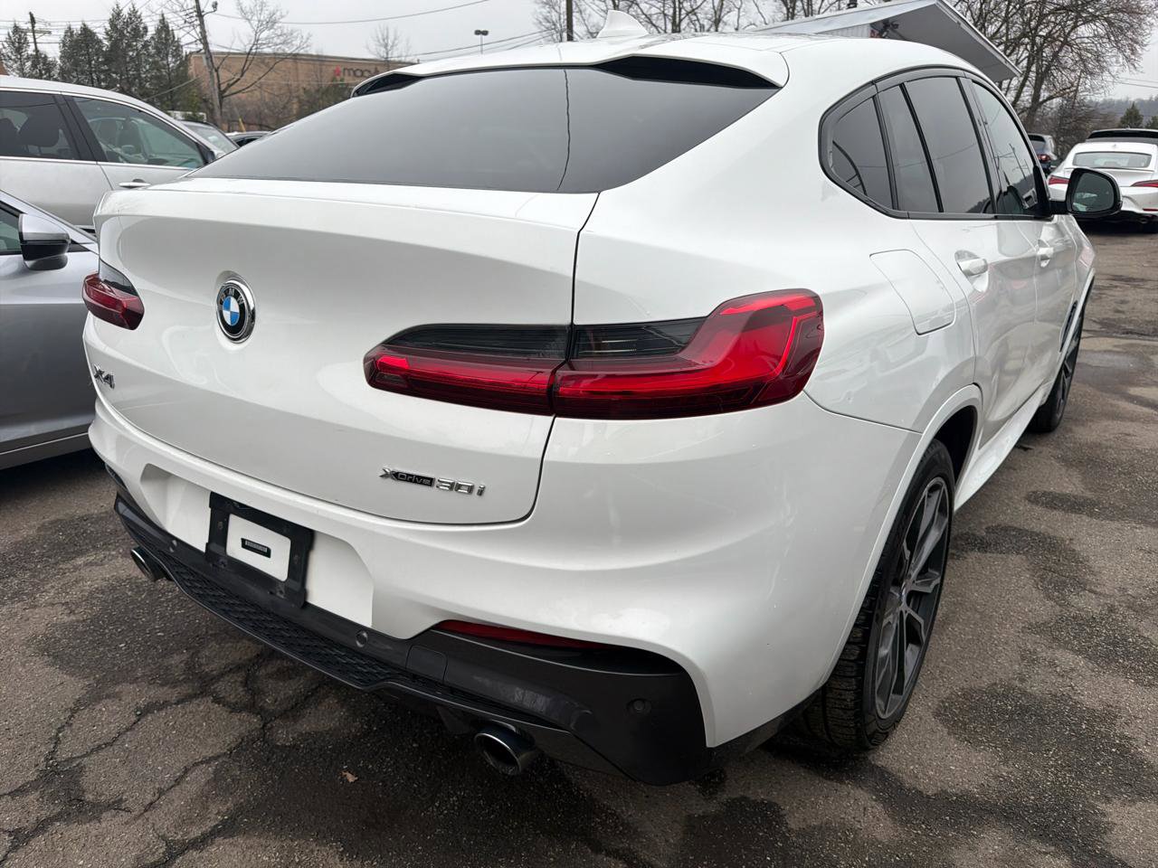 Used 2020 BMW X4 xDrive30i w/ M Sport Package 2 image 9
