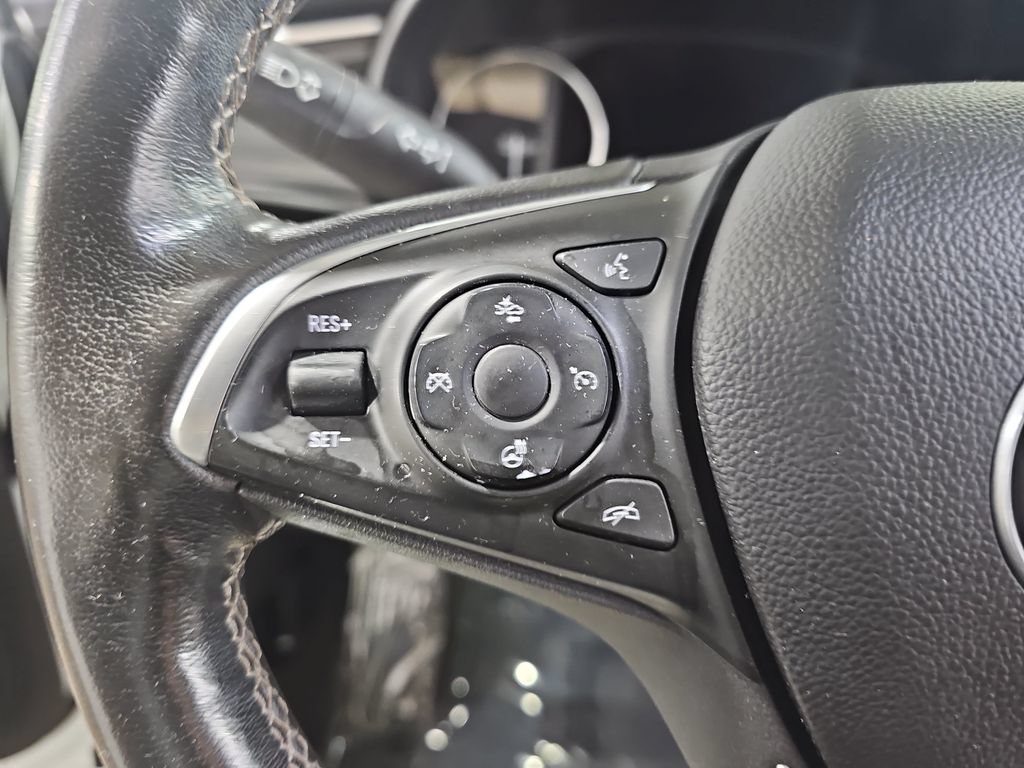 Used 2018 Buick Envision Premium w/ Driver Confidence Package AWD/4WD image 22