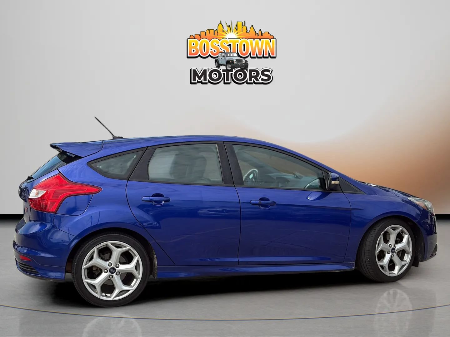 Used 2013 Ford Focus ST FWD image 8