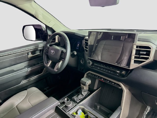 Used 2022 Toyota Tundra SR5 w/ Advanced Technology Package AWD/4WD image 28
