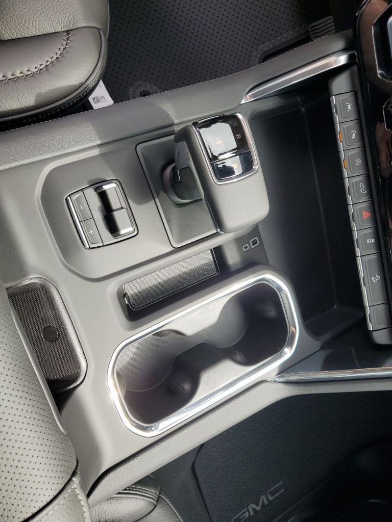 New 2026 GMC Sierra 1500 Denali w/ Denali Reserve Package image 39