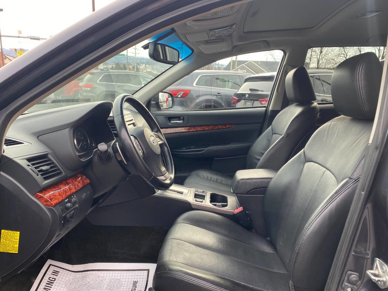 Used 2012 Subaru Outback 2.5i Limited image 9