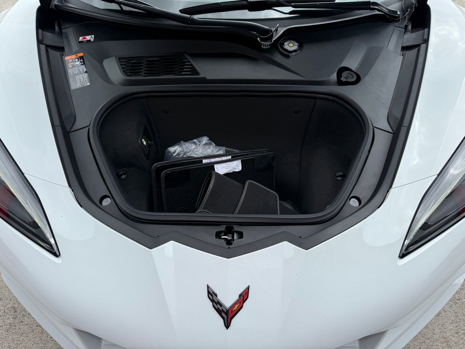 Used 2025 Chevrolet Corvette E-Ray w/ ZER Performance Package AWD/4WD image 30
