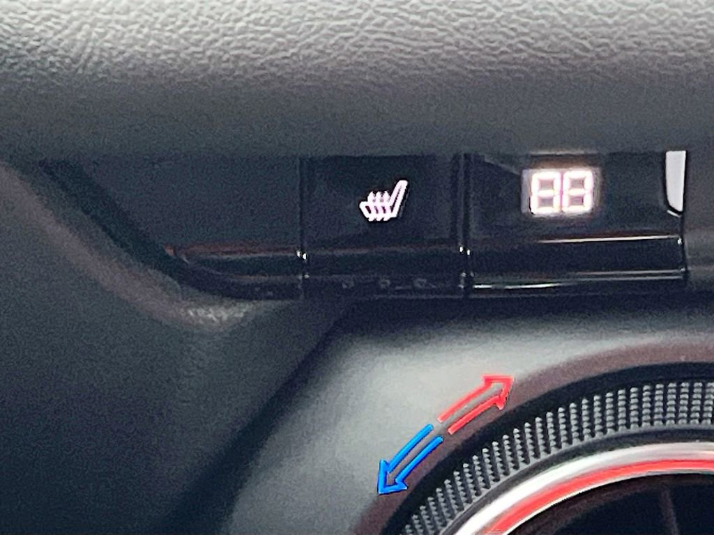 Used 2024 Chevrolet Blazer LT image 20