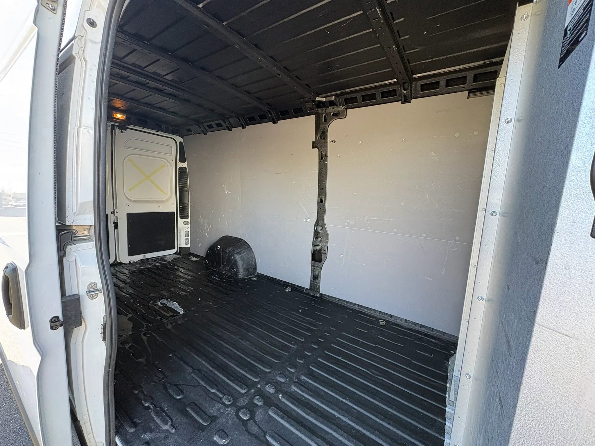 Used 2020 RAM ProMaster 3500 image 21