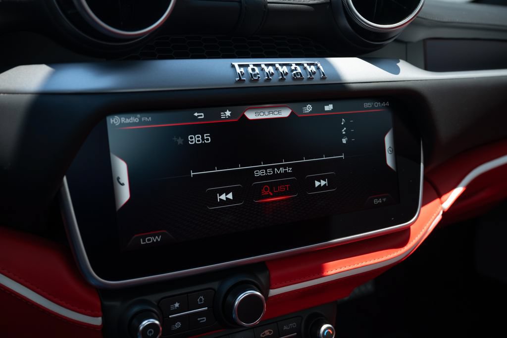 Used 2023 Ferrari Portofino M RWD image 39