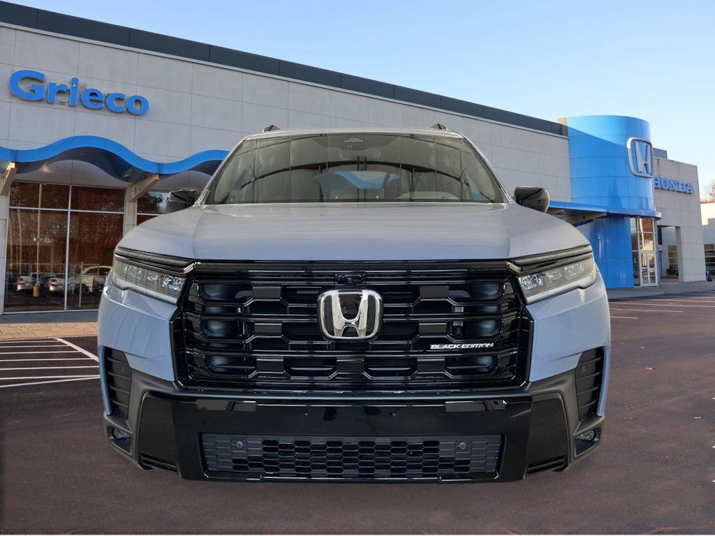 New 2026 Honda Pilot Black Edition image 10