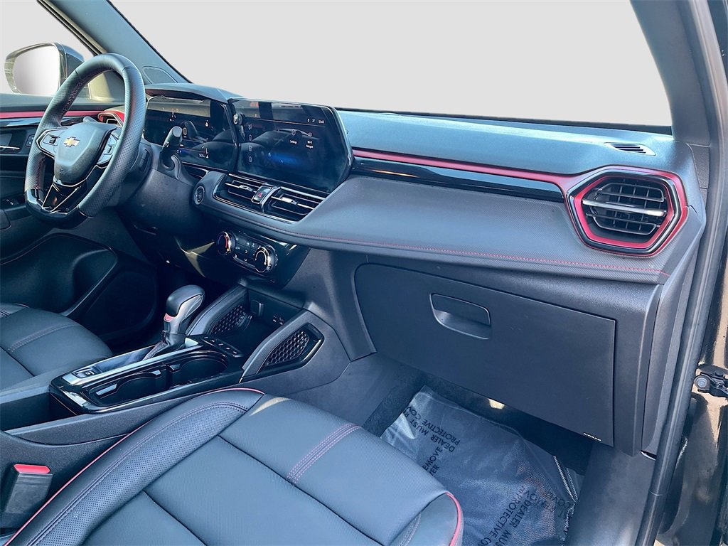 Used 2025 Chevrolet TrailBlazer RS image 26