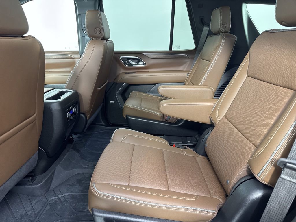 Used 2024 Chevrolet Tahoe High Country image 28
