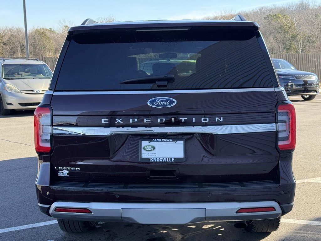 Used 2024 Ford Expedition Limited image 13