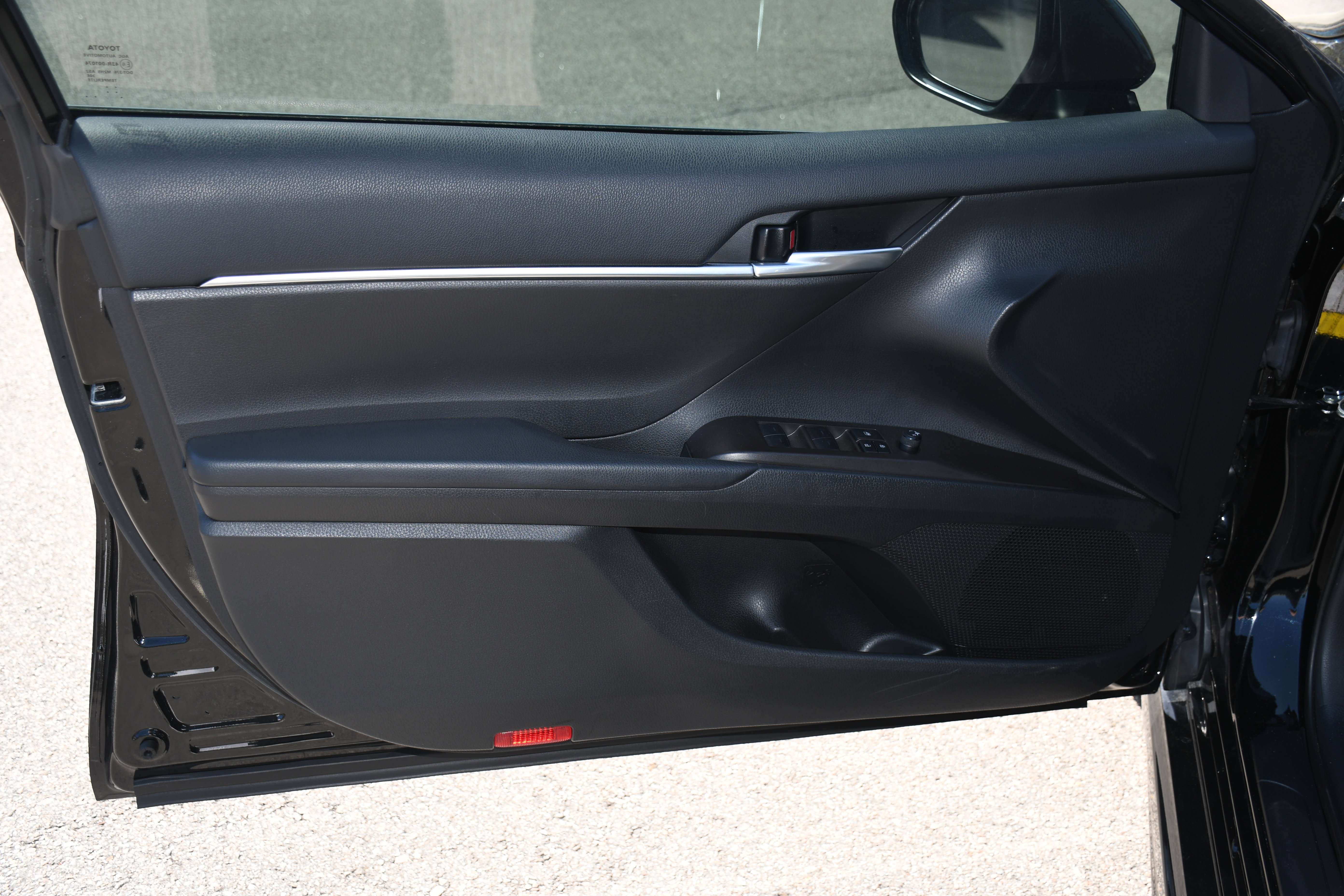 Certified 2023 Toyota Camry SE FWD image 9