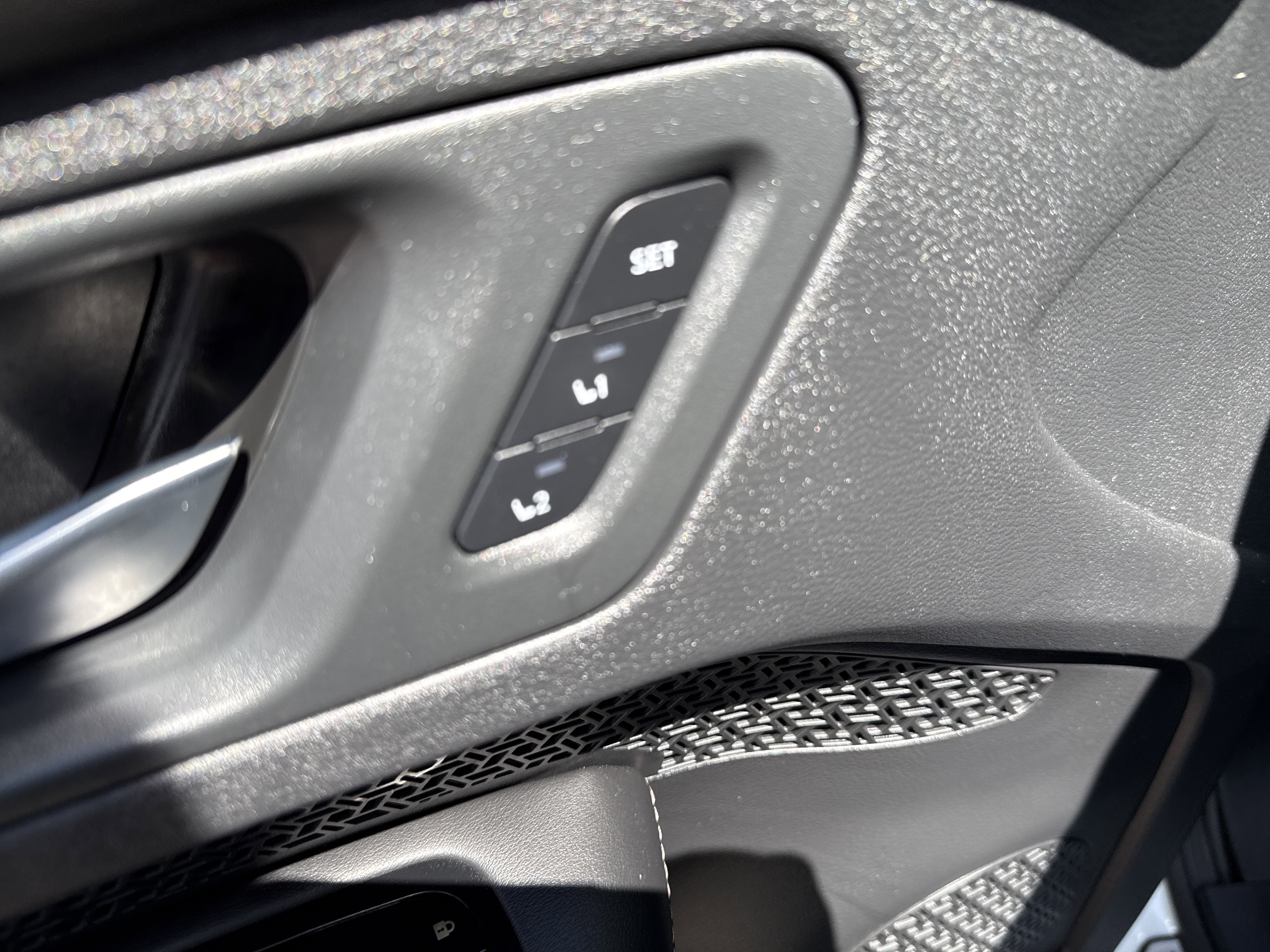 Certified 2024 Nissan Ariya AWD image 20