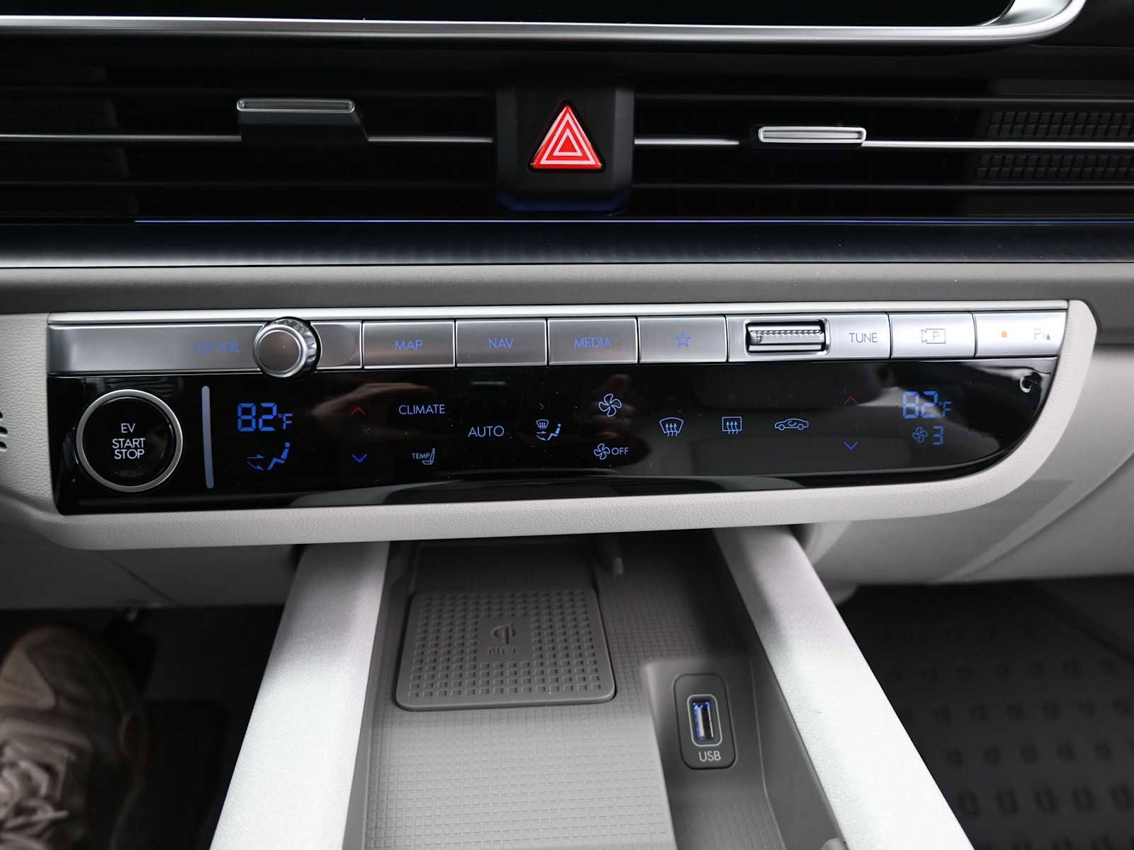 New 2024 Hyundai Ioniq 6 SEL image 17