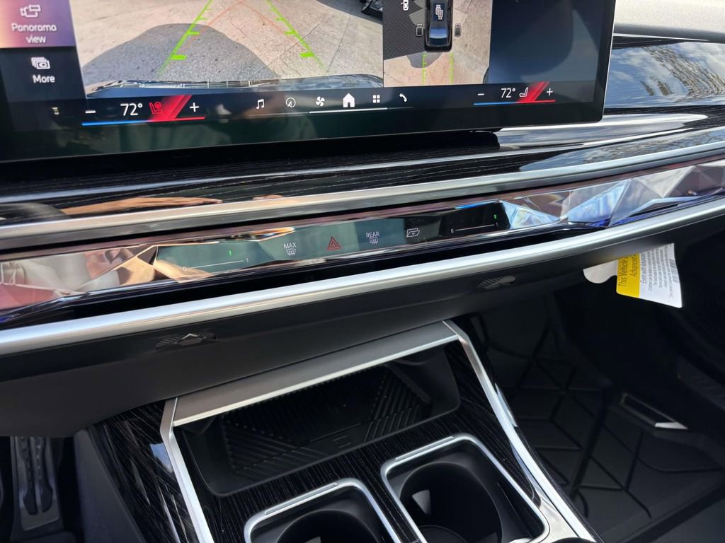 New 2026 BMW 740i xDrive image 23