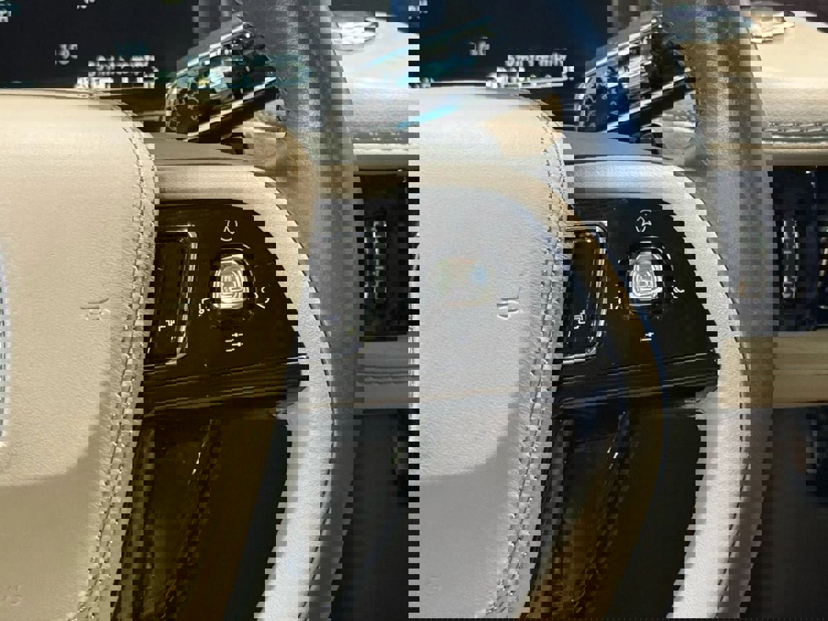 Used 2022 Lincoln Aviator Reserve w/ Equipment Group 201A image 18