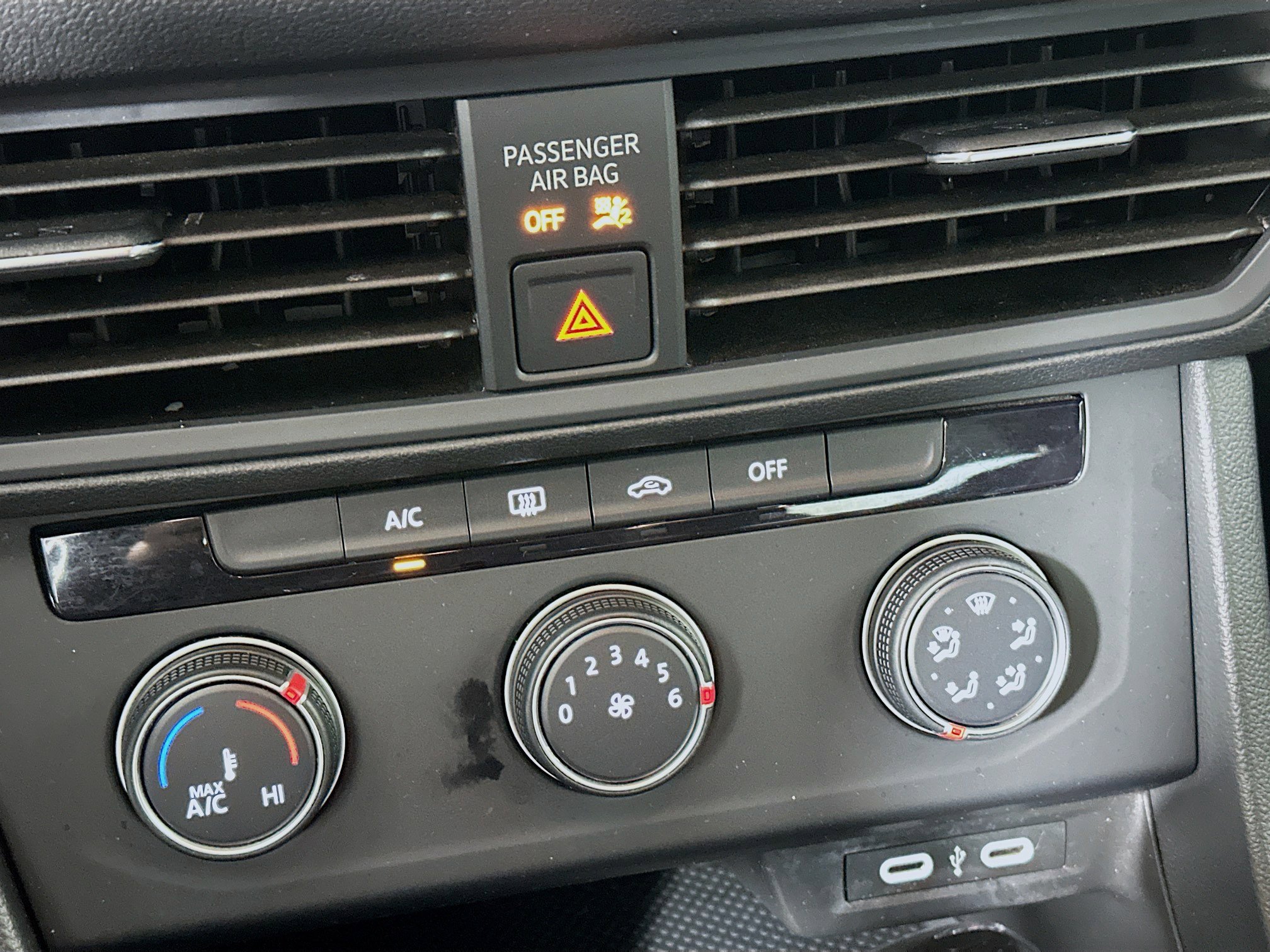 Used 2024 Volkswagen Jetta S image 23