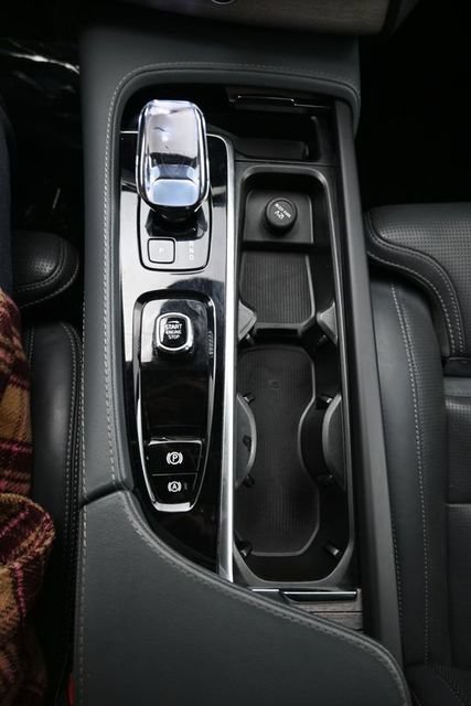 Used 2024 Volvo XC90 B6 Ultimate AWD/4WD image 12