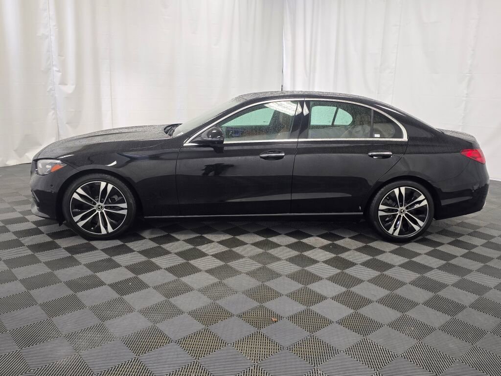 Used 2022 Mercedes-Benz C 300 4MATIC Sedan w/ Pinnacle Trim Package image 3