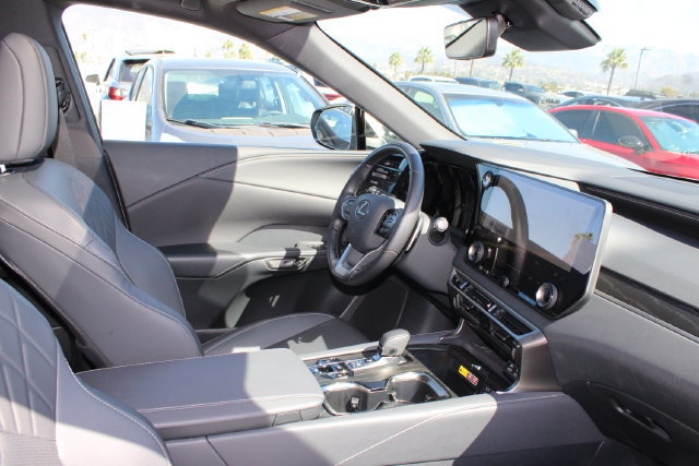 Certified 2025 Lexus RX 350 Premium FWD image 5