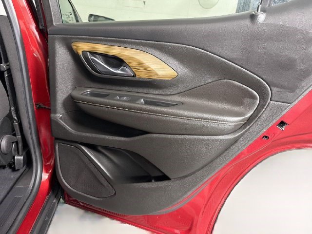 Used 2020 GMC Terrain SLE FWD image 27