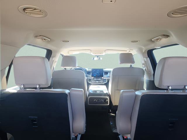 Used 2024 Ford Expedition XLT image 22