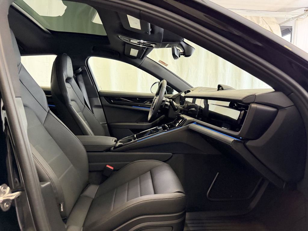 New 2026 Porsche Panamera 4 AWD/4WD image 16