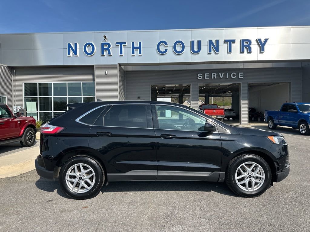 Used 2023 Ford Edge SEL image 1