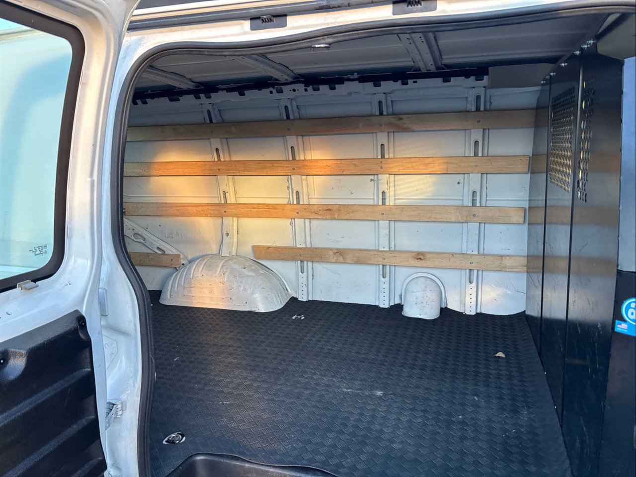 Used 2024 Chevrolet Express 2500 w/ Driver Convenience Package image 16