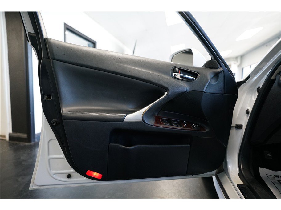 Used 2007 Lexus IS 250 RWD image 16