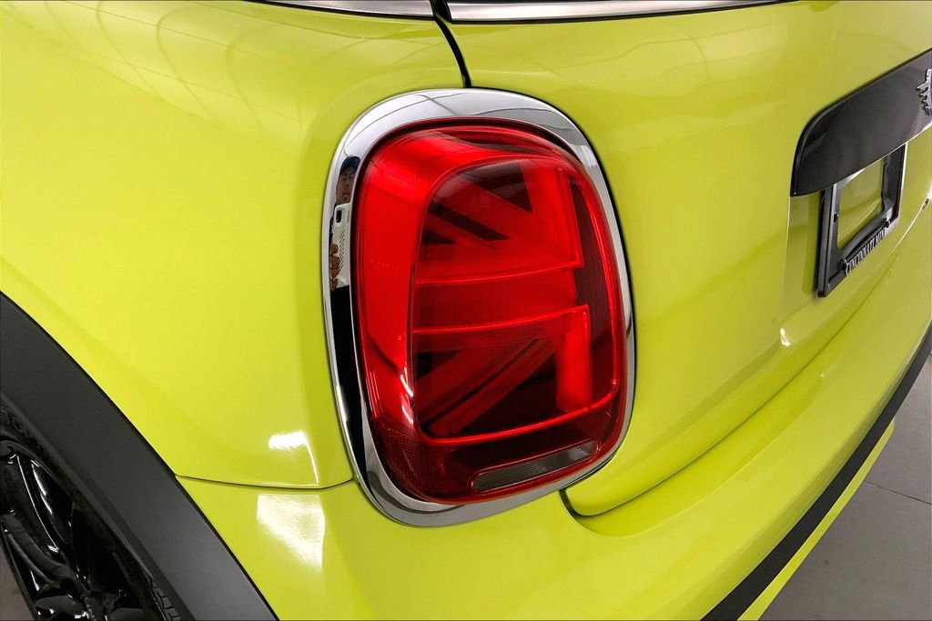 Certified 2024 MINI Cooper S FWD image 28