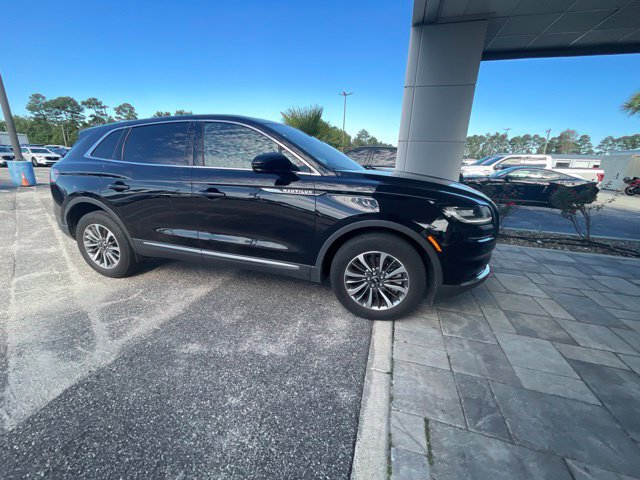 Used 2021 Lincoln Nautilus AWD w/ Equipment Group 101A image 2