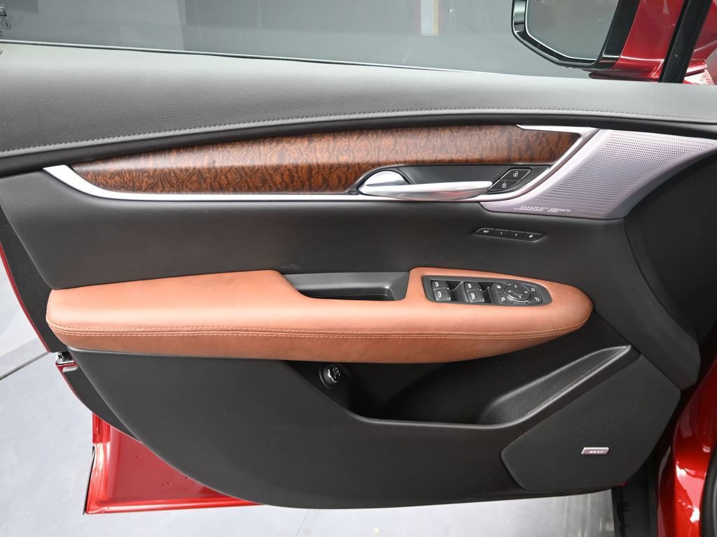 New 2026 Cadillac XT5 Premium Luxury w/ Driver Assist Package AWD/4WD image 10