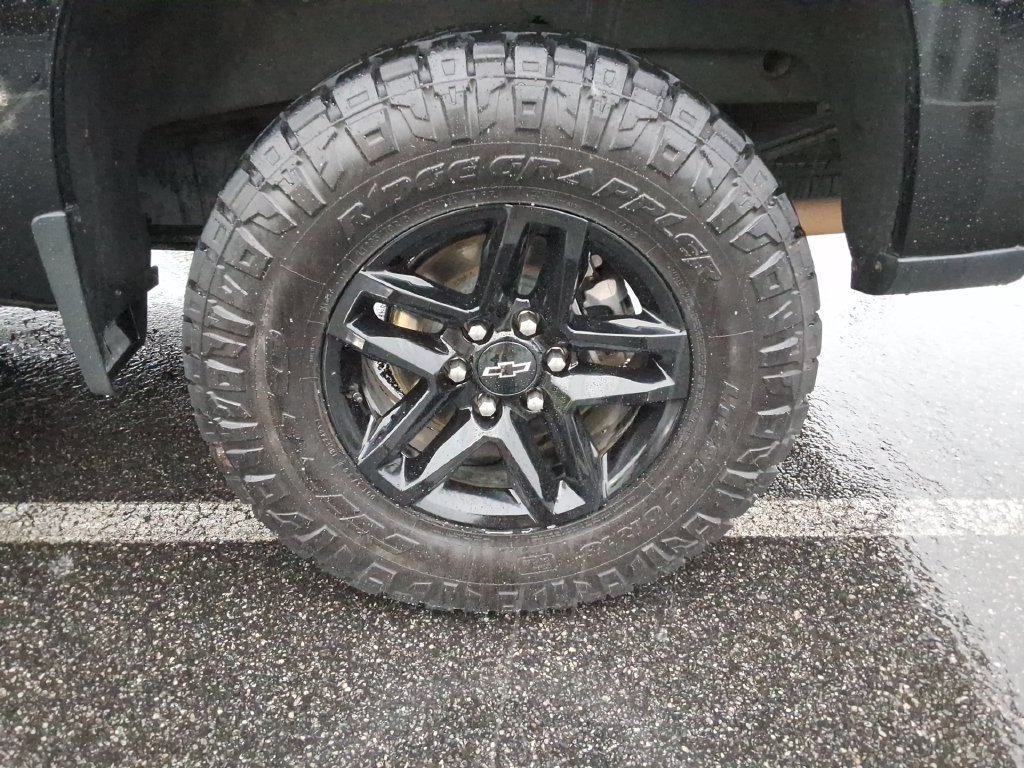 Certified 2024 Chevrolet Silverado 1500 LT Trail Boss w/ Convenience Package II AWD/4WD image 14
