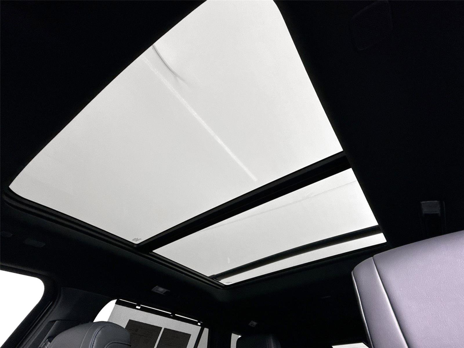 Certified 2025 Toyota Sequoia Platinum image 24